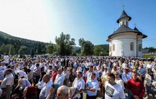 Sihăstria reînviată – o candelă a credinței Poza 33113