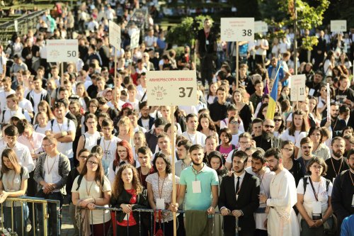 Întâlnirea Tinerilor Ortodocși de la Iași a ajuns la final Poza 32573