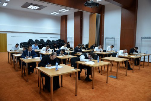 Examen de capacitate preoţească la Bucureşti Poza 32238