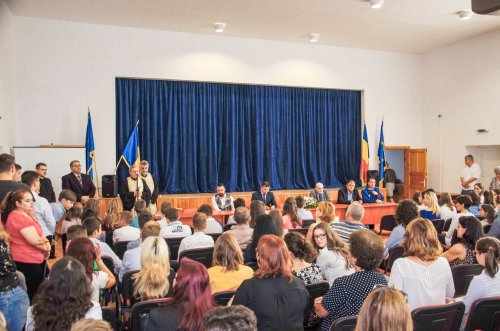 Deschiderea noului an școlar la Timișoara Poza 32142