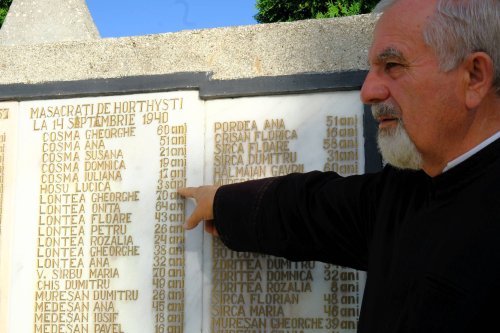  77 de ani de la masacrul suferit de românii din Ip Poza 31951