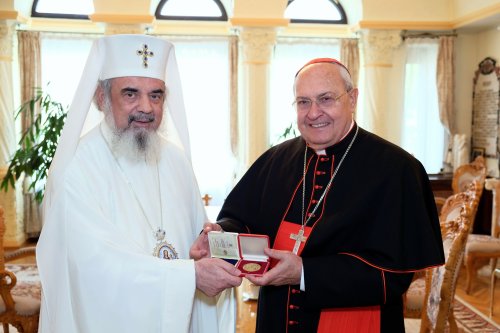 Cardinalul Leonardo Sandri în vizită la Patriarhie Poza 31054