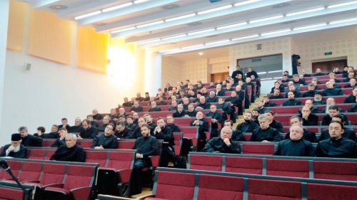 Conferinţa de toamnă a preoţilor din protopopiatele Cluj I şi Cluj II Poza 30729