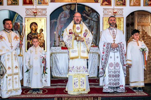 Vizita Preasfințitului Părinte Emilian Crișanul în Valdemoro, Spania Poza 29959