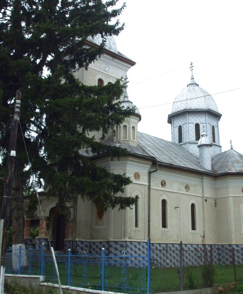 Noul preot a fost instalat la Parohia Mociu II, Cluj Poza 29682