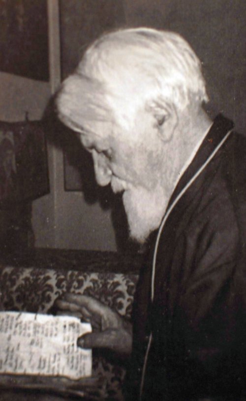 Părintele Dumitru Stăniloae și reeducarea de la Aiud Poza 29406