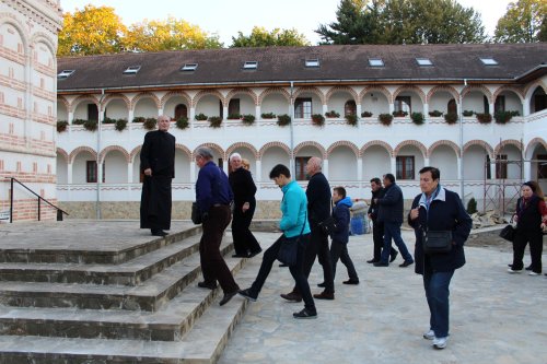 Credincioşi clujeni în pelerinaj la mănăstiri transilvane Poza 29307