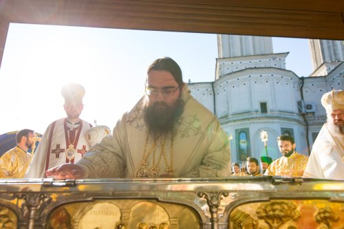 Preafericitul Părinte Rastislav a slujit la Catedrala Patriarhală Poza 314692