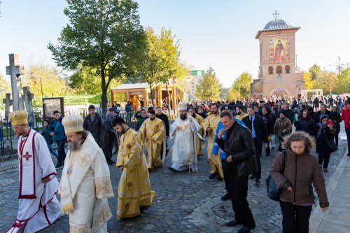 Preafericitul Părinte Rastislav a slujit la Catedrala Patriarhală Poza 314694