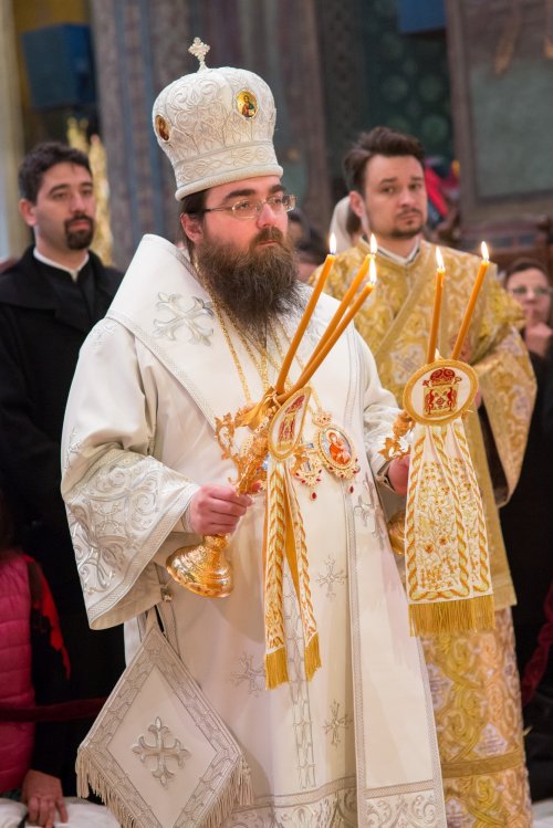 Preafericitul Părinte Rastislav a slujit la Catedrala Patriarhală Poza 314701