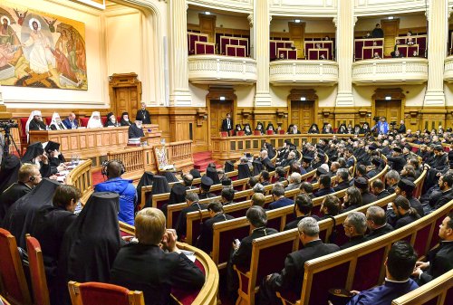 Ședința solemnă a Sfântului Sinod dedicată mărturisirii credinței în timpul regimului comunist Poza 29308