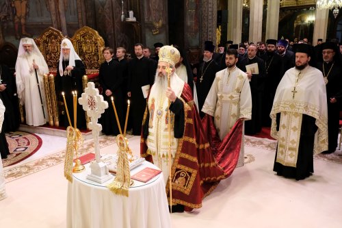 Te Deum la 10 ani de la întronizarea Patriarhului României Poza 314673