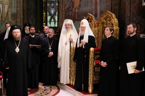 Te Deum la 10 ani de la întronizarea Patriarhului României Poza 314679