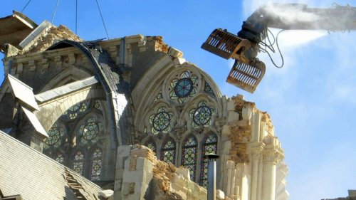2.800 de biserici  vor fi demolate în Franța Poza 28516