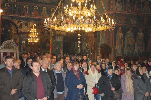 „Maica Domnului - vas ales al Împărăţiei cereşti” Poza 27783