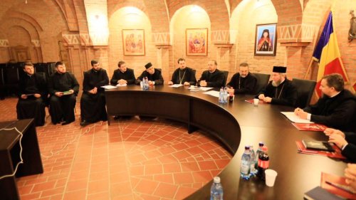 Întâlnirea responsabililor cu catehizarea din Episcopia Maramureşului şi Sătmarului Poza 27616