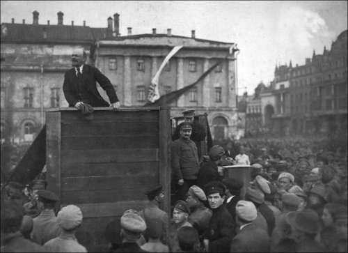 Revoluția din octombrie și Rusia anului 1917 Poza 27705