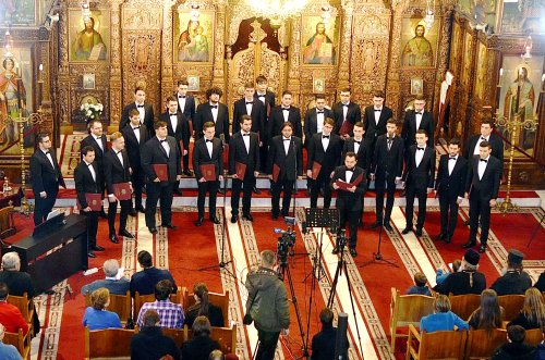 Concert de cântări religioase la Biserica „Sfântul Elefterie” Poza 27452