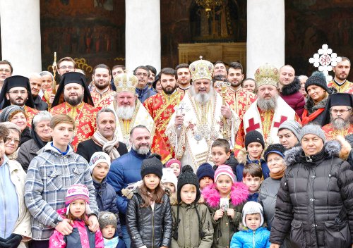 Sărbătoarea Sfântului Apostol Andrei la Catedrala Patriarhală Poza 27340