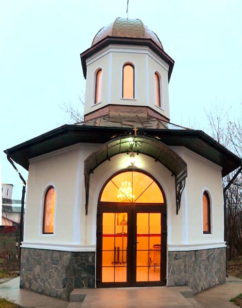 A fost sfințită capela cimitirului din Cornu de Jos Poza 27156