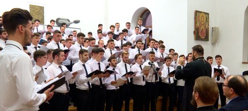 Concert de colinde la Facultatea de Teologie Ortodoxă din Capitală Poza 26476