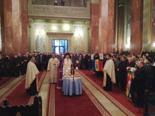 Slujbă de pomenire pentru Regele Mihai, la Catedrala Încoronării Poza 26427
