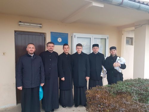 Taina Sfântului Maslu la penitenciarul din Arad Poza 26389