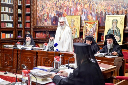 Noi hotărâri ale Sfântului Sinod al Bisericii Ortodoxe Române Poza 26338