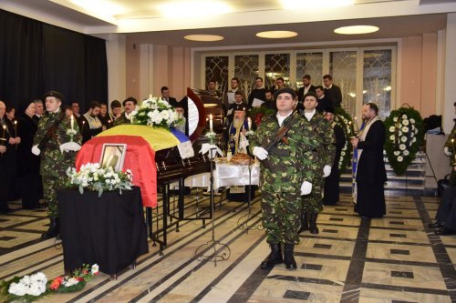 Academicianul Nicolae Edroiu a fost înmormântat la Cluj-Napoca Poza 25173
