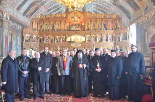 Consiliul eparhial şi Adunarea eparhială a Episcopiei Ortodoxe Române a Oradiei se reunesc în şedinţe de lucru Poza 24863