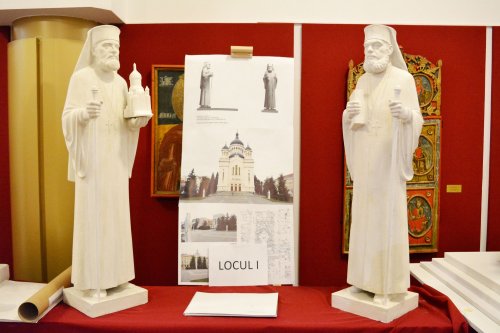 Concursul pentru statuile din faţa Catedralei Mitropolitane clujene, la final Poza 24643