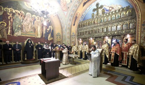 Ședință a Consiliului și Adunării eparhiale din Arhiepiscopia Sibiului Poza 24419