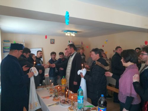 Tineri din Penitenciarul Bacău, în Parohia Ortodoxă Lazaret Poza 24357