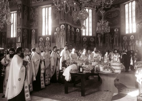 Mănăstirea Sihăstria Putnei a lansat cartea „Părintele Proclu - file de Pateric” Poza 24247