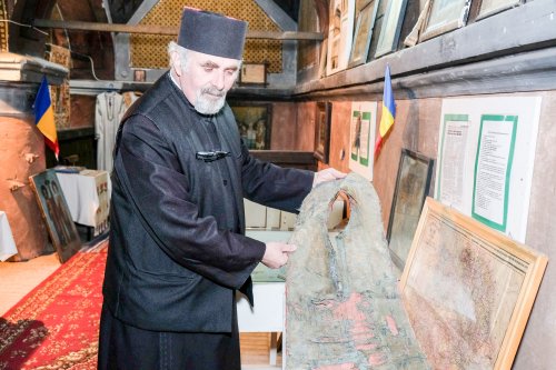 Muzeul preoților eroi din Parohia Radomirești Poza 24095