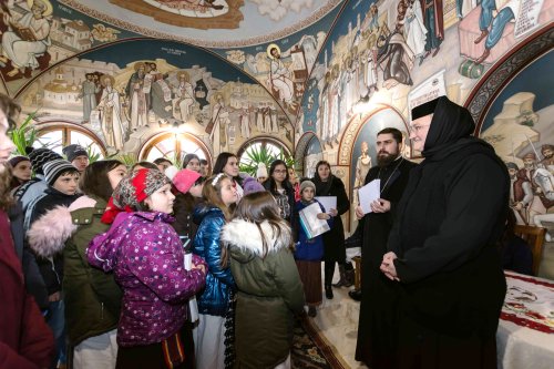 Tabără pentru copii la Mănăstirea Izvorul Mureșului Poza 23873