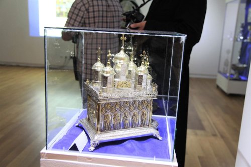 Expoziția „Tezaur Episcopia Tulcii”, la „Museikon”, Alba Iulia Poza 23532