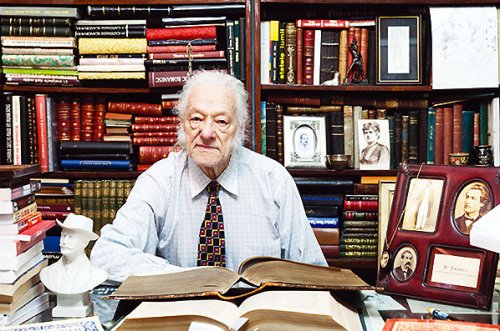 Profesorul Ion Iliescu, o viață dedicată cărților Poza 23364