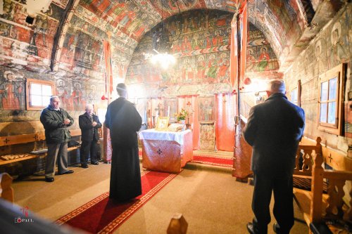 Biserica monument din satul Bica - Mănăstireni, judeţul Cluj Poza 23103