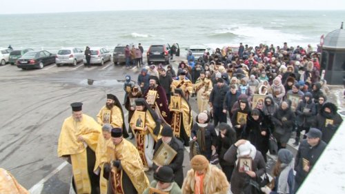 Procesiuni cu icoane în Duminica Ortodoxiei Poza 22937