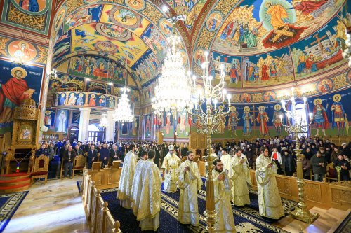 Procesiuni cu icoane în Duminica Ortodoxiei Poza 22939