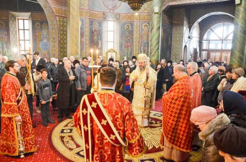 Procesiuni cu icoane în Duminica Ortodoxiei Poza 22942