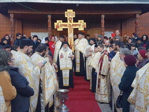 Procesiunea „La umbra Crucii Tale“ în oraşul Bacău Poza 22042