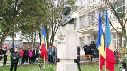 Manifestări la împlinirea a 100 de ani de la unirea Basarabiei cu România Poza 21076