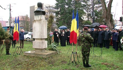 Manifestări la împlinirea a 100 de ani de la unirea Basarabiei cu România Poza 21077