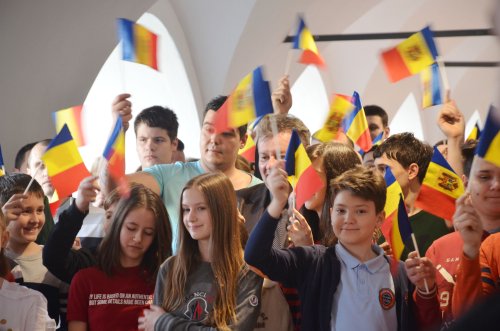 Manifestări la împlinirea a 100 de ani de la unirea Basarabiei cu România Poza 21080