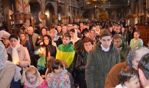 Slujiri arhierești și procesiuni în Sâmbăta lui Lazăr Poza 20870