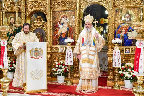 Învierea Domnului la Catedrala Patriarhală Poza 20593