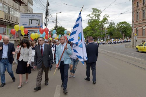 IPS Teofan: „Dumnezeu vrea să fiţi mulţumiţi de tot ceea ce aţi învăţat“ Poza 18101