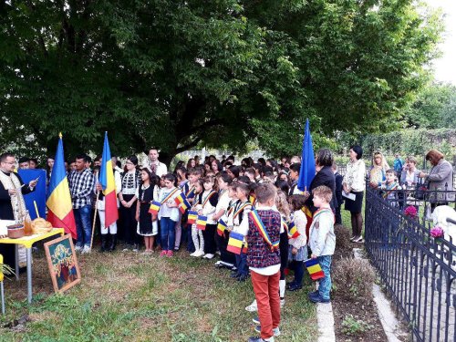 Manifestări comemorative în cinstea eroilor români Poza 18050